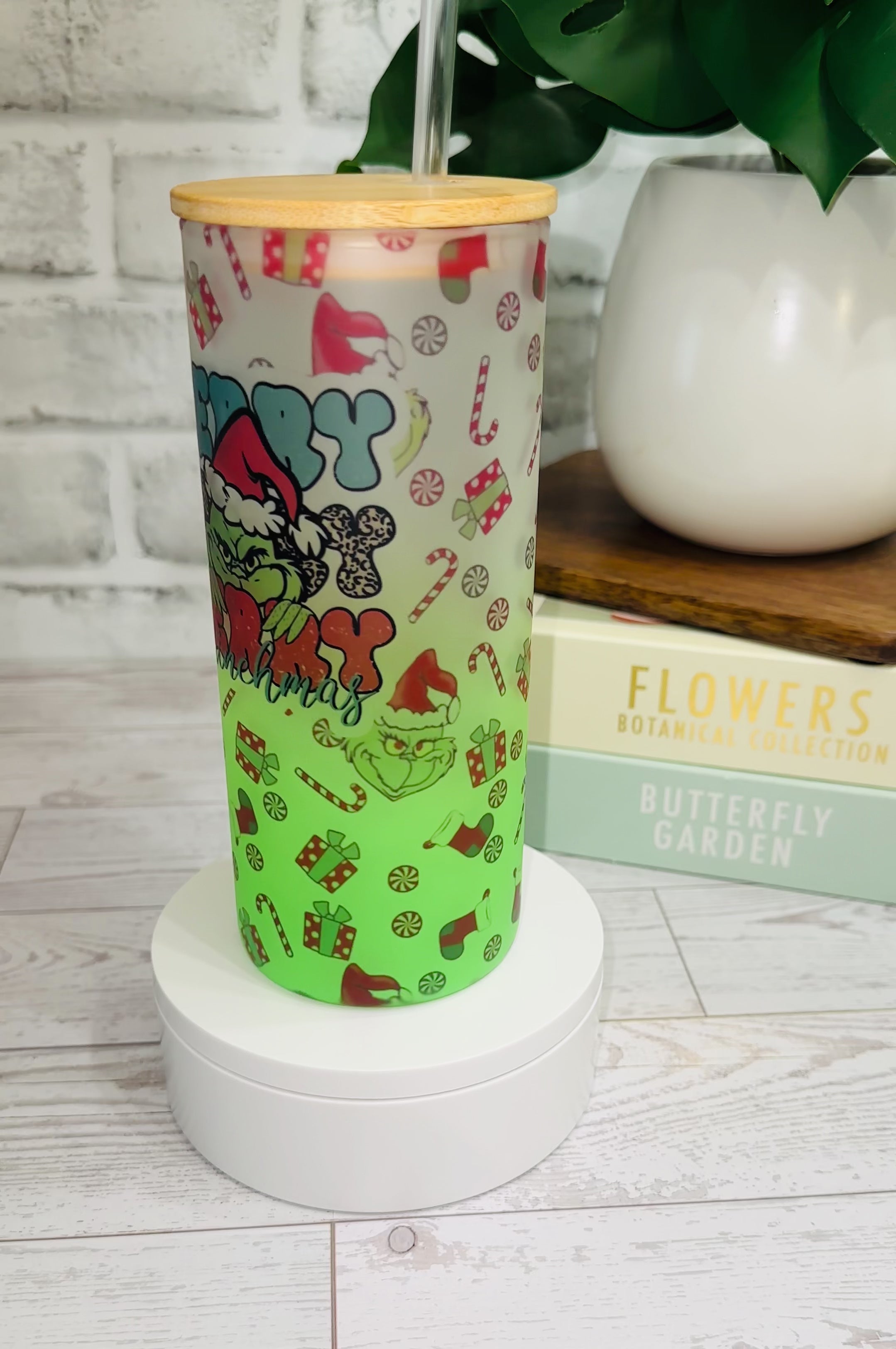 Merry Grinchmas Glass Tumbler with Bamboo Lid